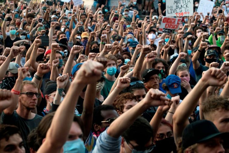 Colorado police accountability bill passes first hurdle